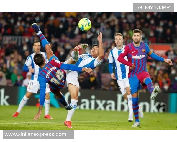 切两刀解锁谜底足球明星的独特线索解析