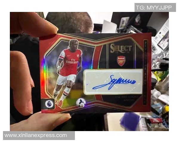 足球球星卡带拆揭秘收藏价值与玩家热情全面解析