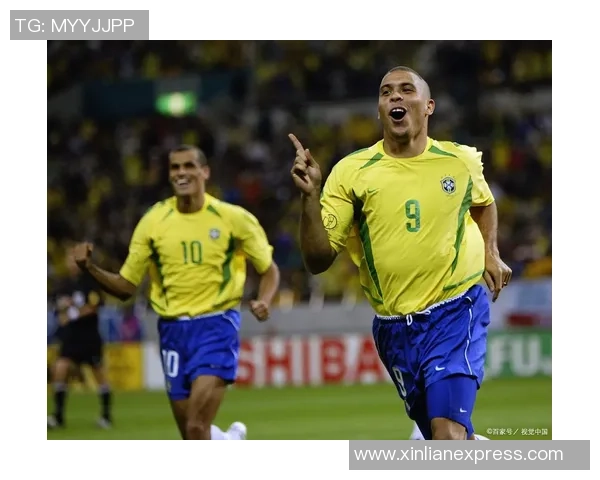 足坛巨星精彩瞬间集锦 看球星如何在绿茵场书写传奇